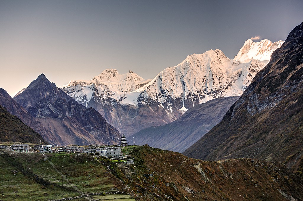 Views along the Manaslu Circuit trek
