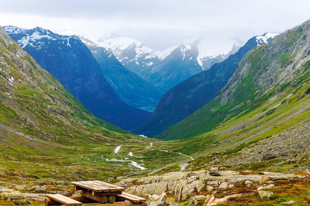 More trails near the Lusterfjord