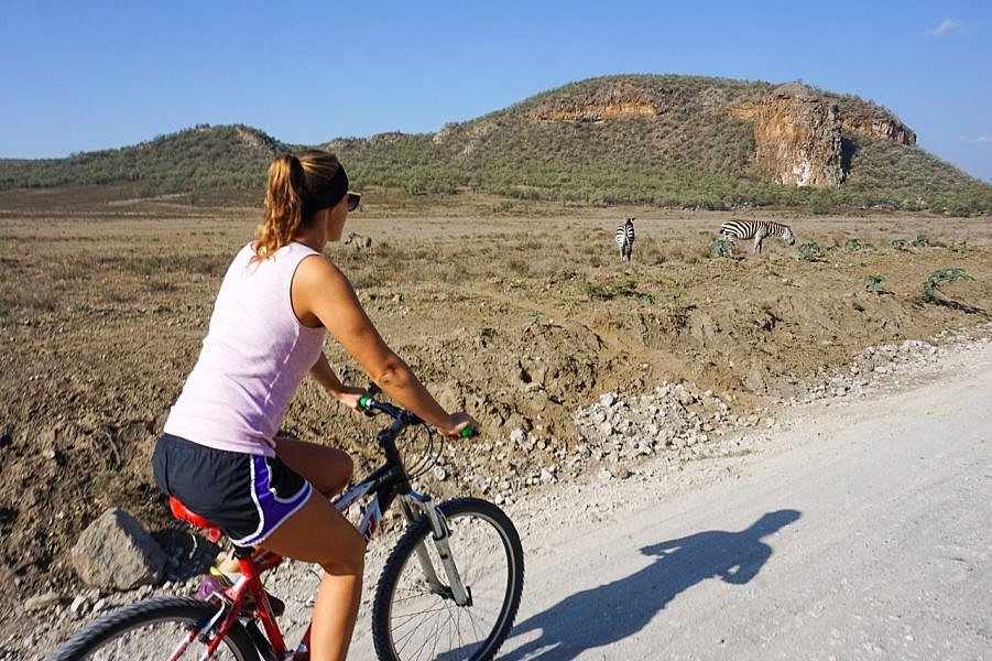 Cycling through Hell's Gate National Park