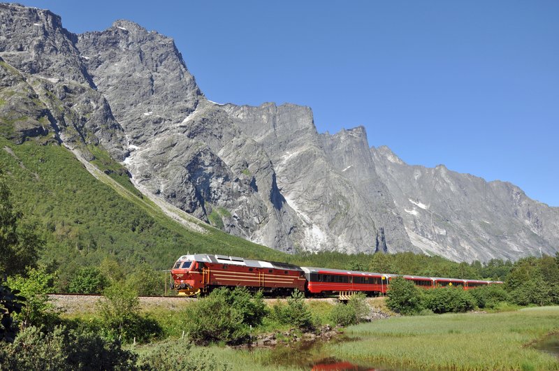 Enjoy the train journey to Åndalsnes!