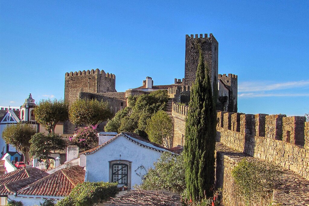Drive to Óbidos, the Town of Queens (With Road Book)