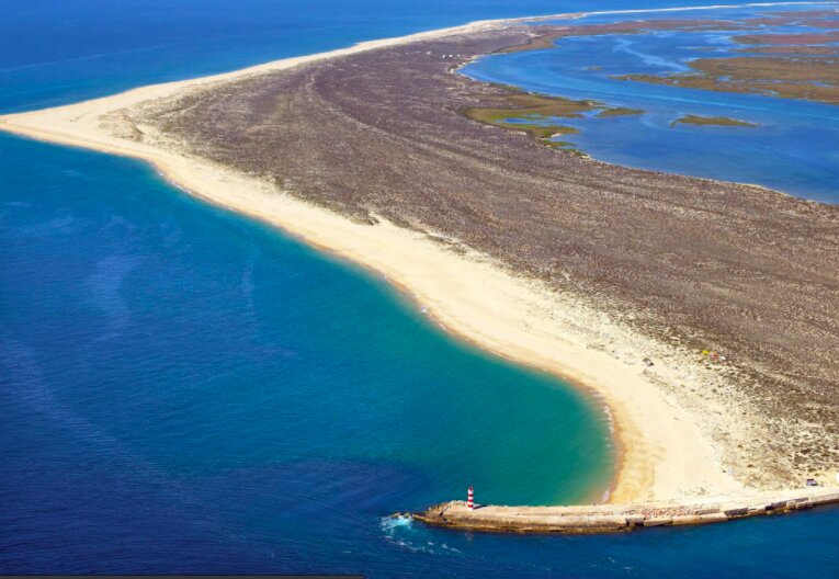 White sand beaches of Ilha Deserta