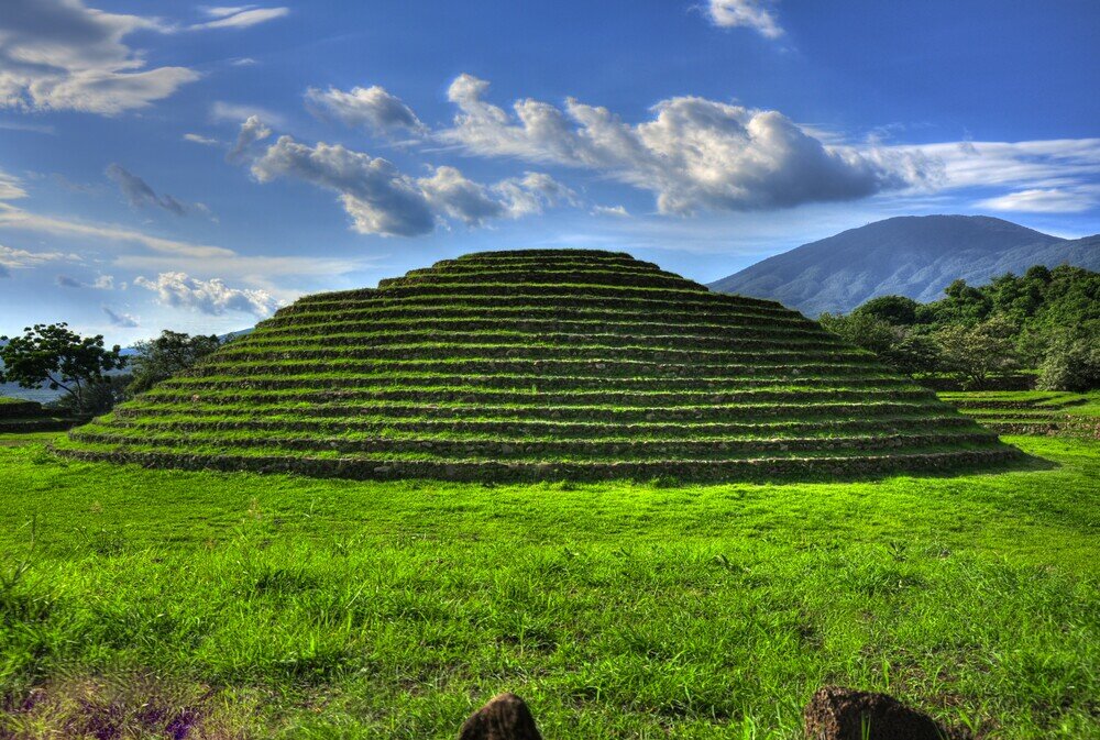 Explore the village of Teuchitlán-Guachimontones