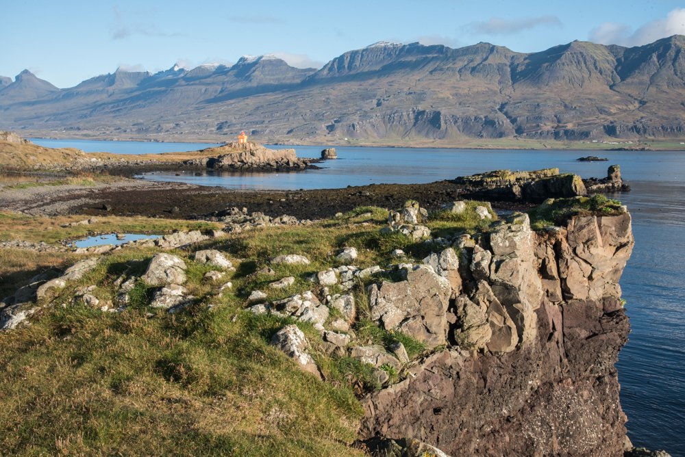 Djúpivogur lighthouse along the shore (photo by Chris McCarty)