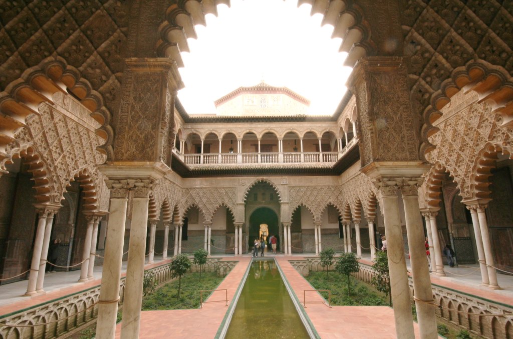 The peaceful interior courtyard of the Alcázar.