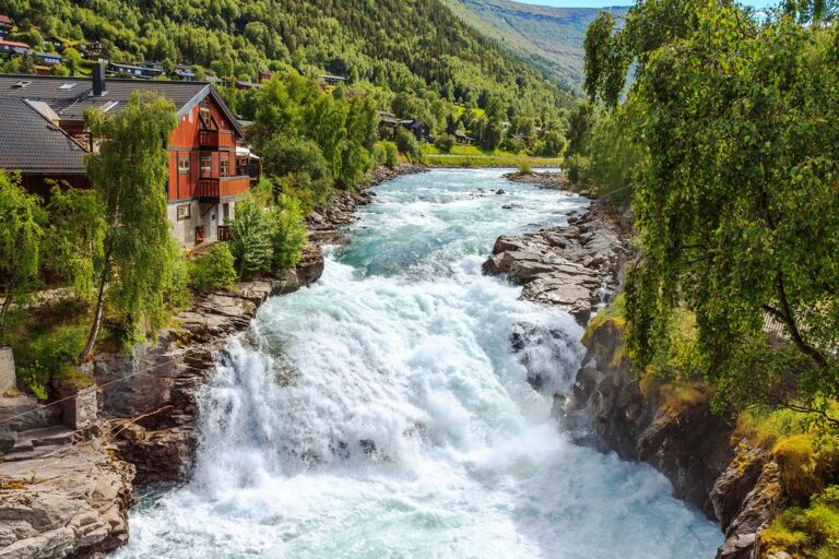 Norway Outdoor Adventure: Oslo to Trondheim - 10 Days