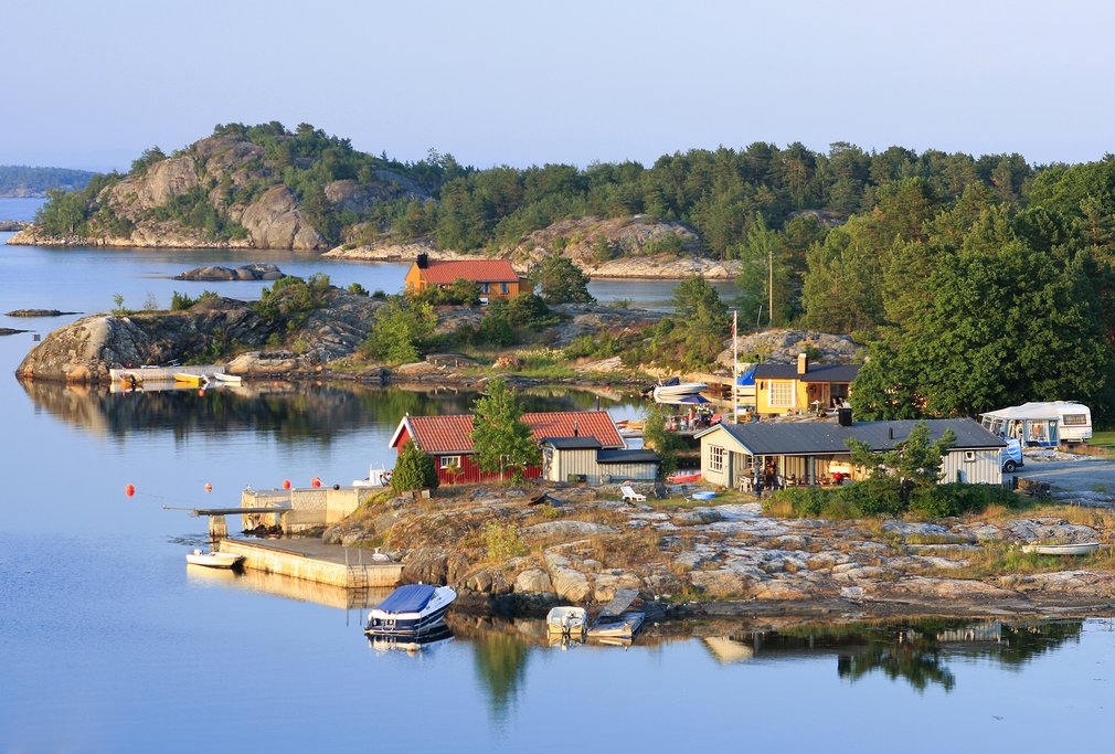 Finish the bike journey in Lillesand.