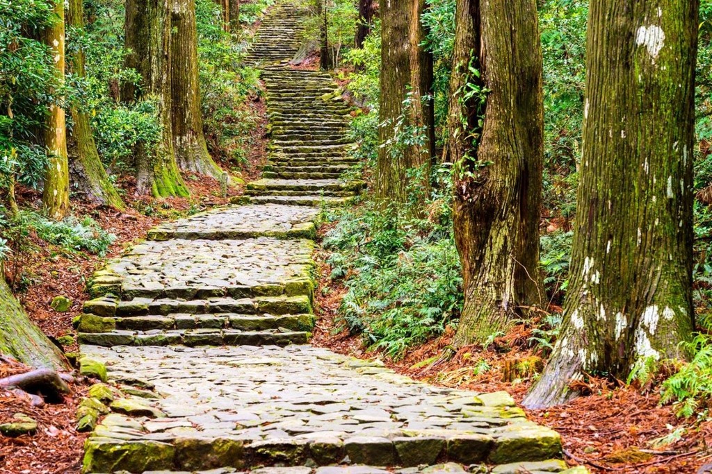 Kogumotorigoe Path