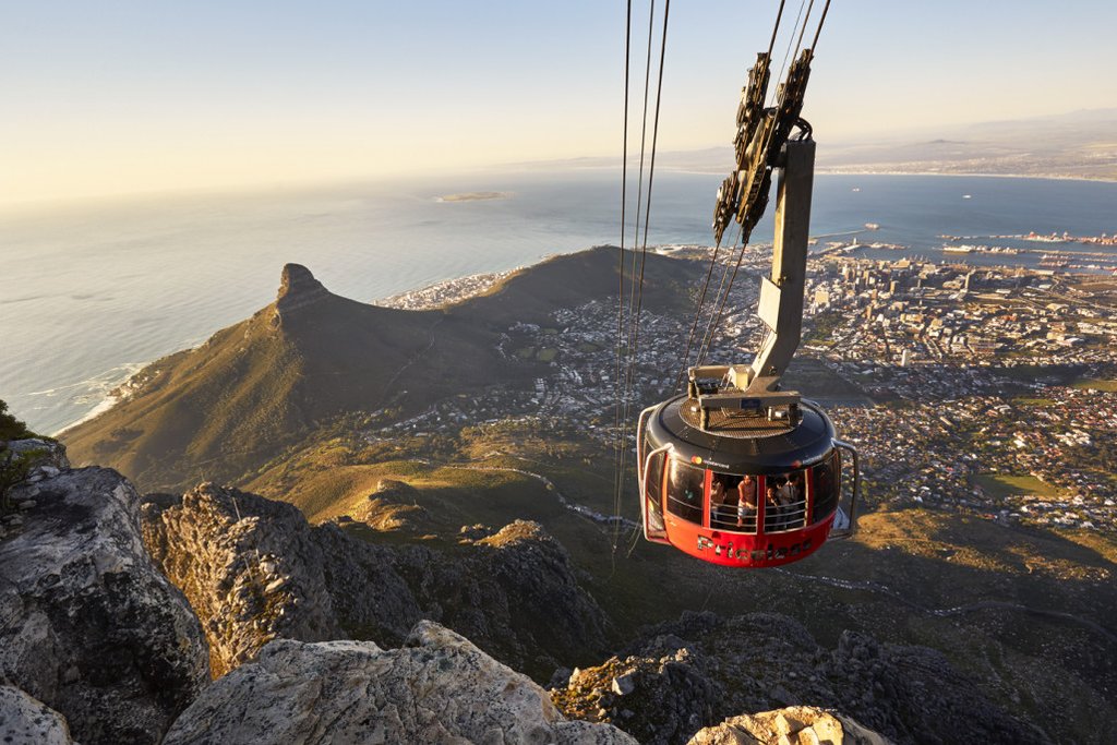 Cable car to Table Mountain