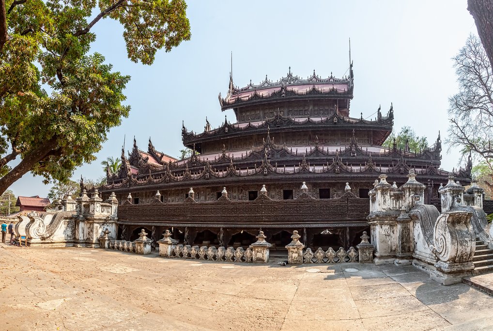 Shwenandaw Kyaung Temple