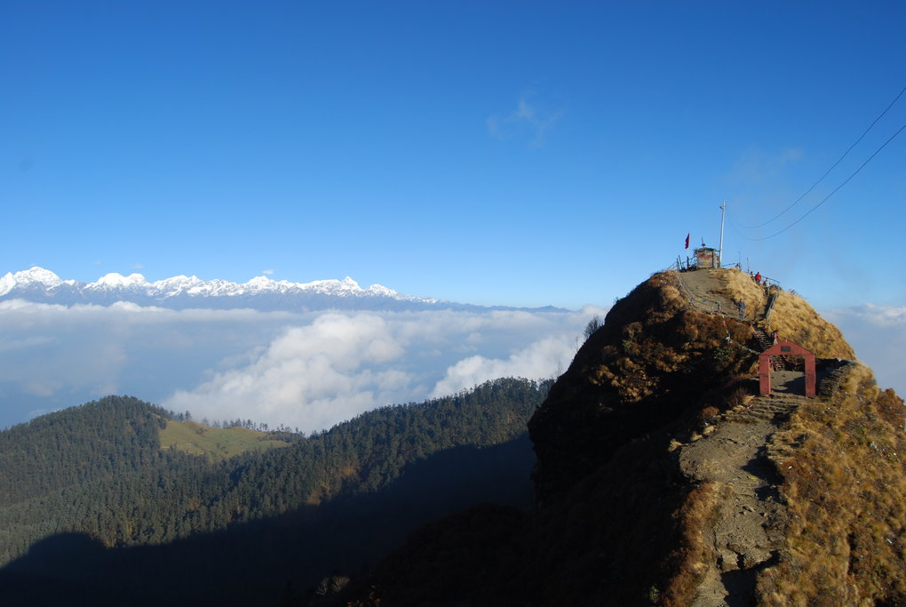 The rocky spire of Kalinchowk (3790m) 