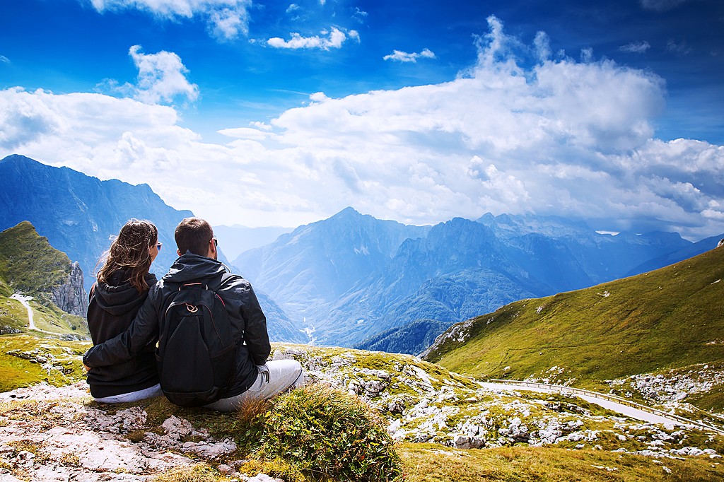 Plenty of spots to take a break and enjoy the view