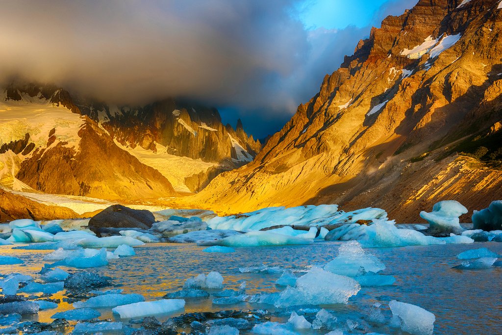 Hike up to Laguna Torre
