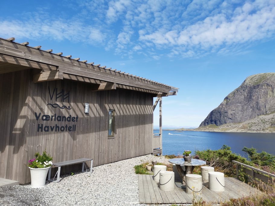 Your hotel in Værlandet