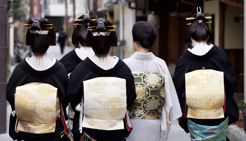 Maiko and Geiko Walking in Kyoto, Japan