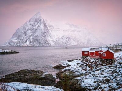 Famous tourist attraction Hamnoy fishing village on Lofoten Isla