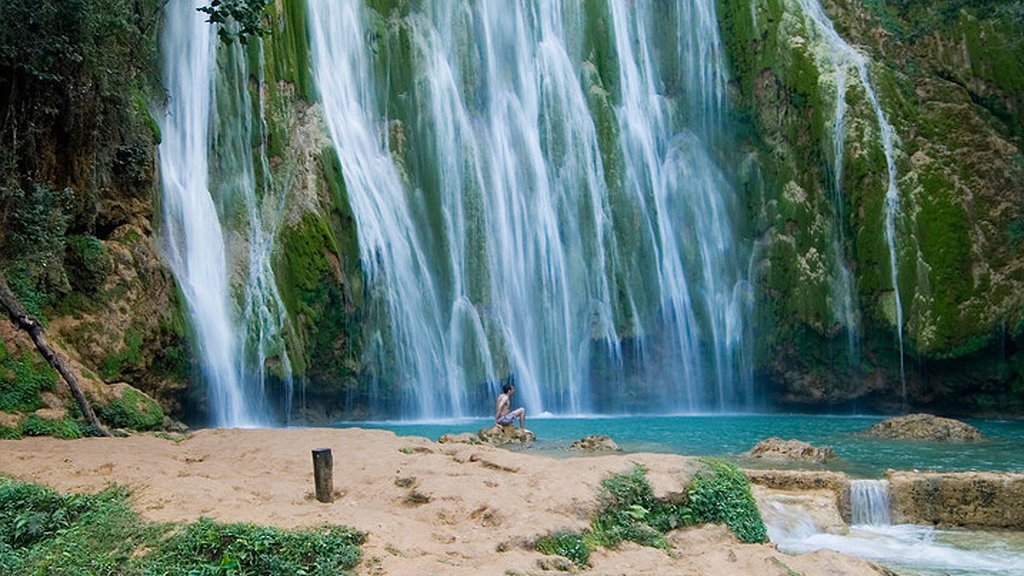 Hike Adventure to El Limón Waterfall