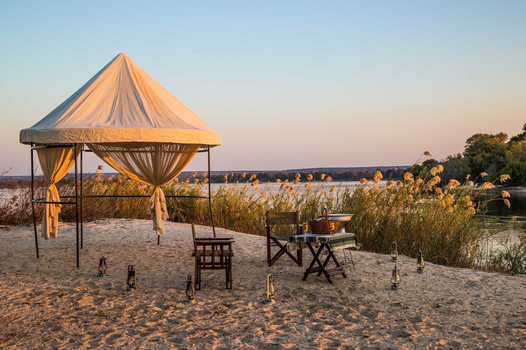 Private dinner on the river