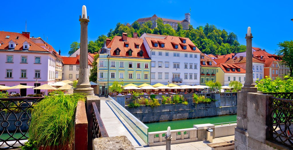 Stroll along the banks of the Ljubljanica