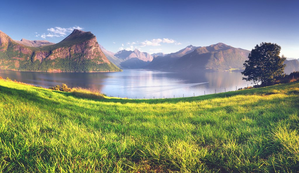 Views on your way to Åndalsnes