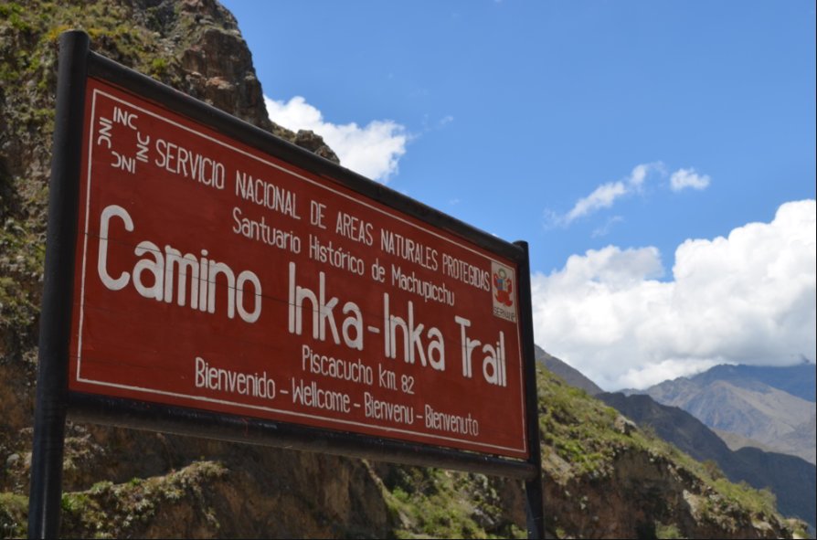 Inca Trail to Machu Picchu 1/4: Piscacucho Km 82 to Huayllabamba