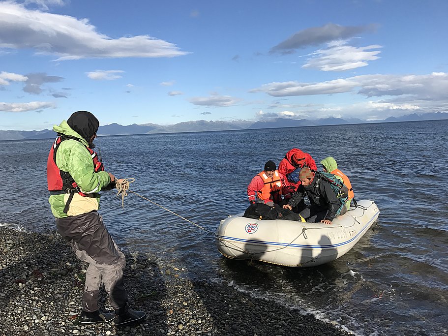 A zodiac ride on the Magellan Strait