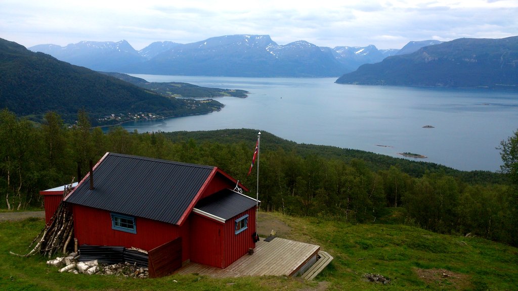 Views from Rorneshytta