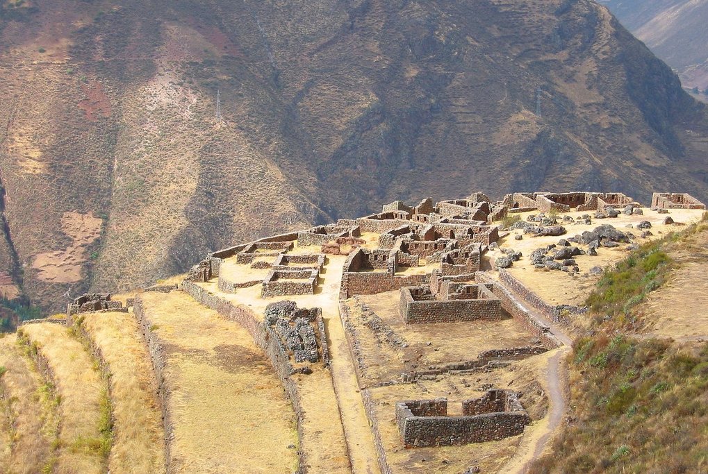 Incredible Inca ruins at Pisac (c) Bcasterline