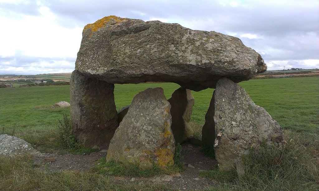 Carreg Samson burial chamber