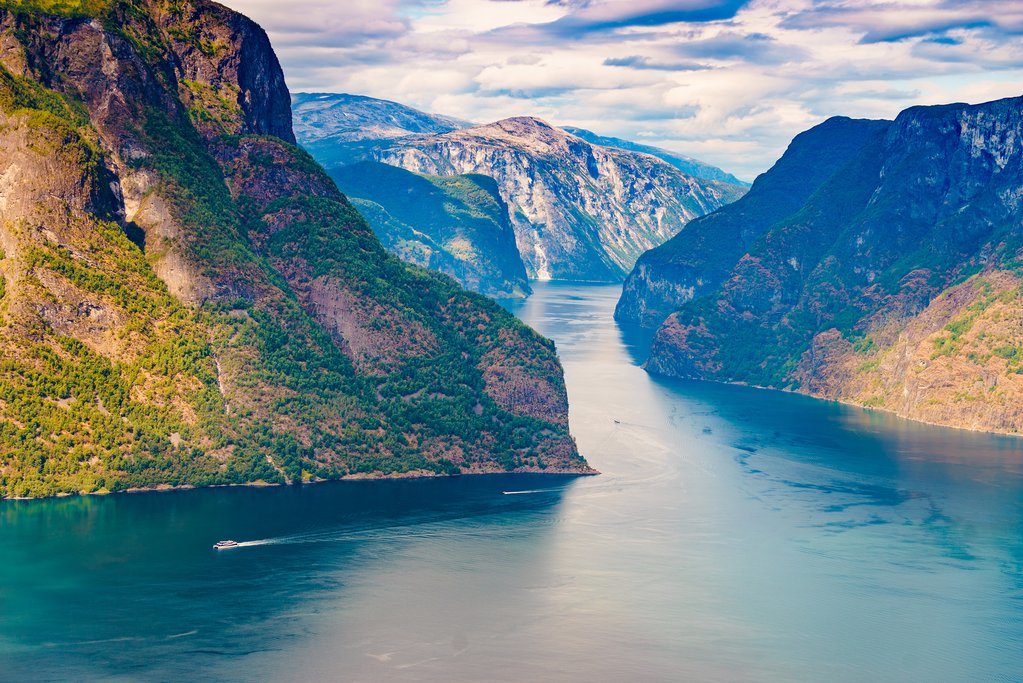 Views of the Aurlandsfjord
