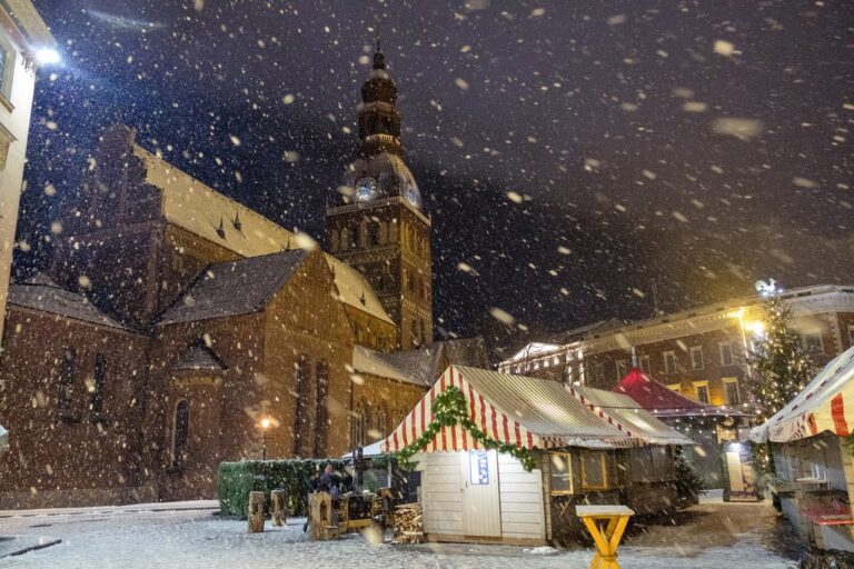Discover Riga's Winter Charm - 4 Days