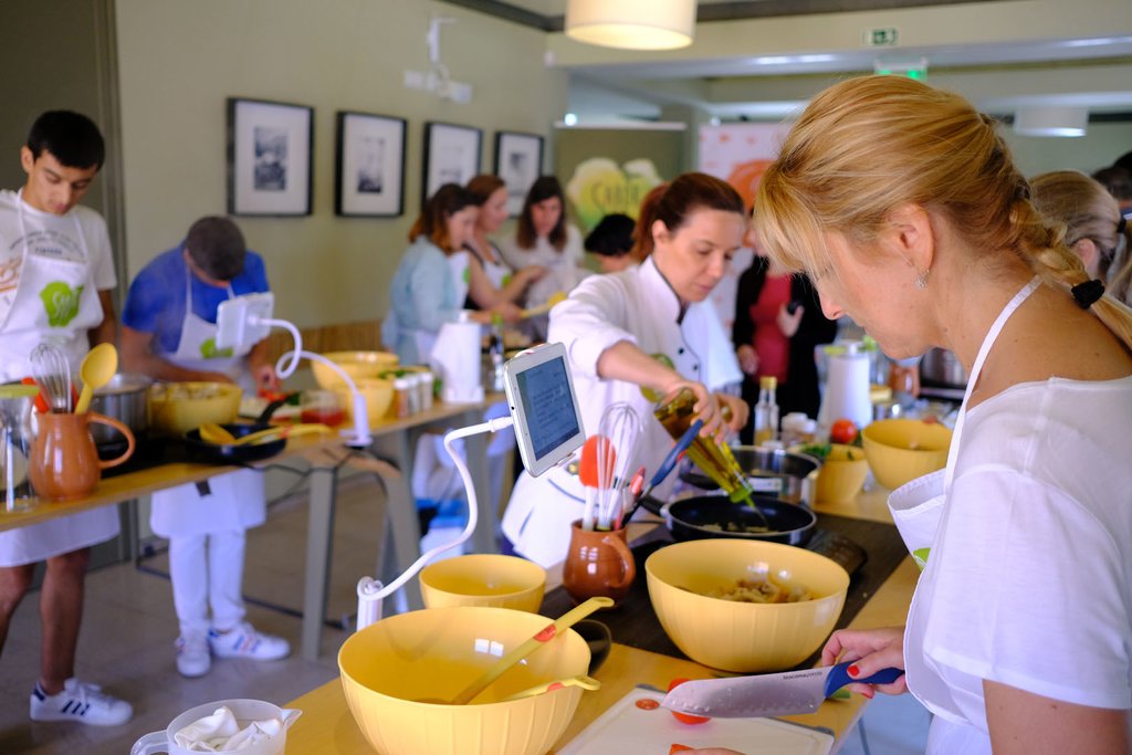 Learn to cook a healthy Algarvian meal