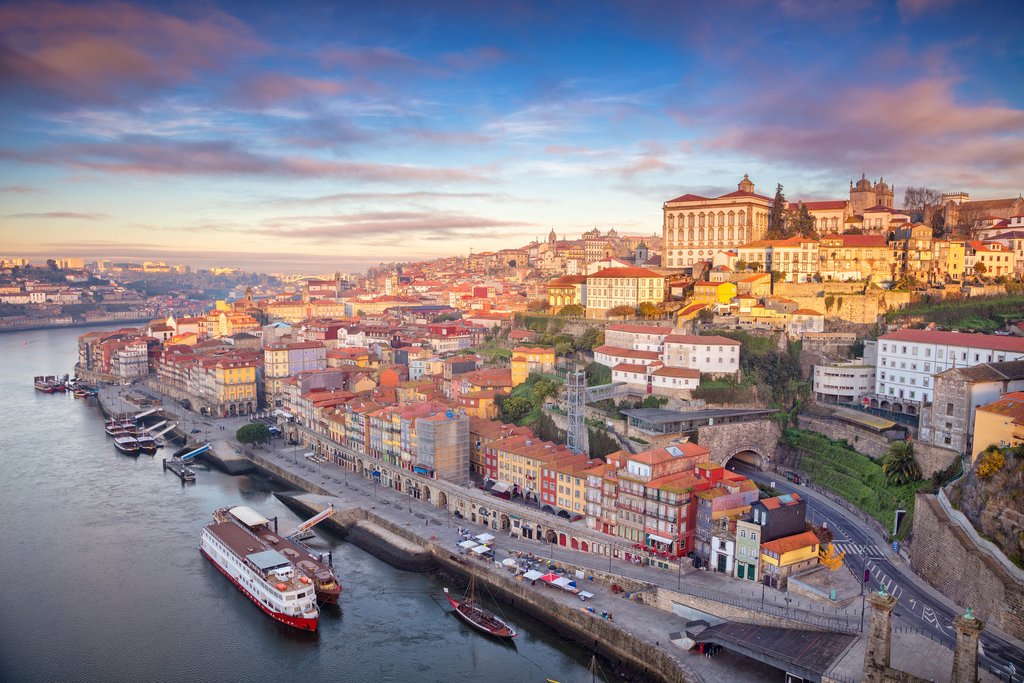 Porto's Vibrant Riverside