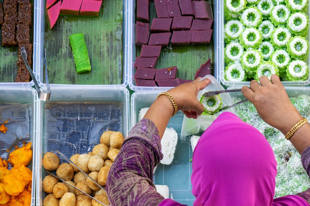 Local treats at Kota Kinabalu market