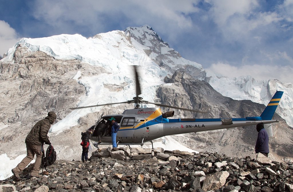 A memorable Heli tour experience in the Himalayas