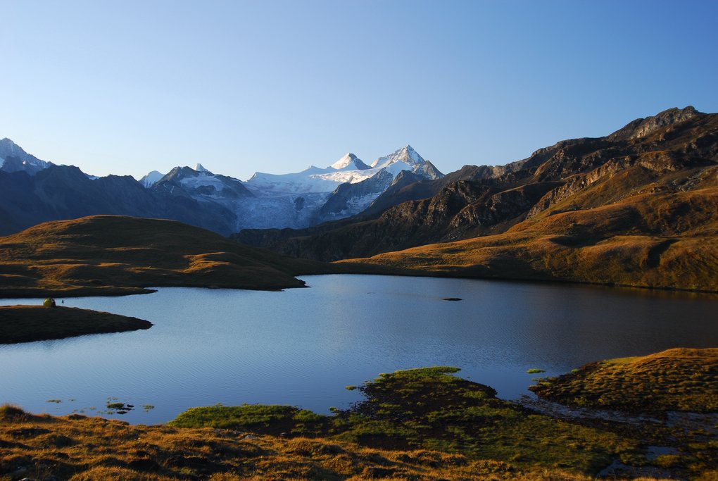 Lake Autannes in the morning
