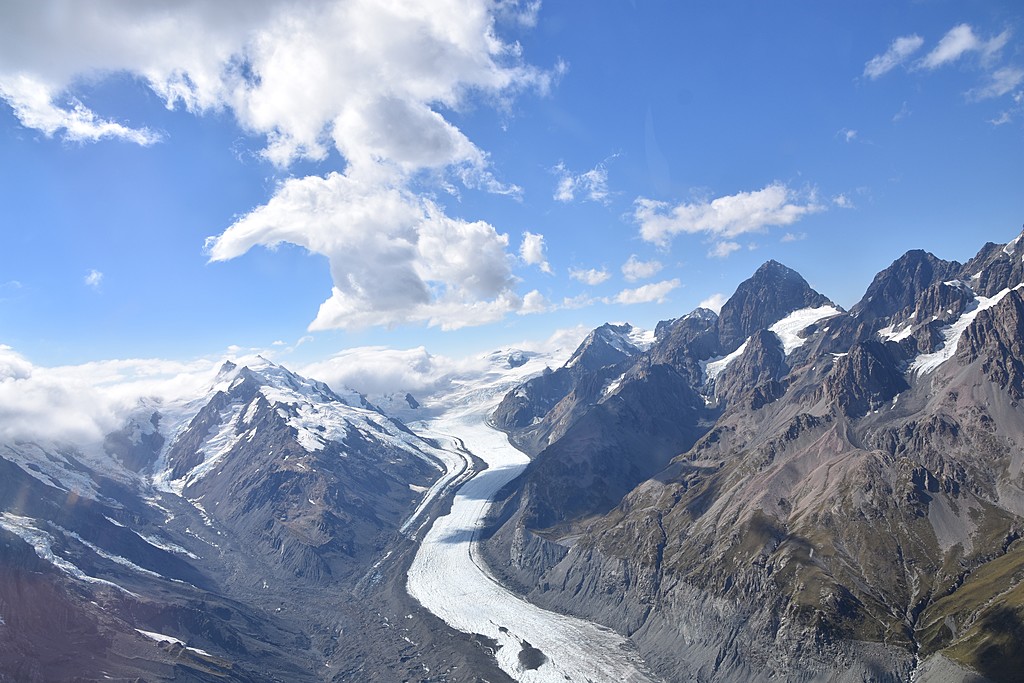 Tasman glacier in Mt Cook NP