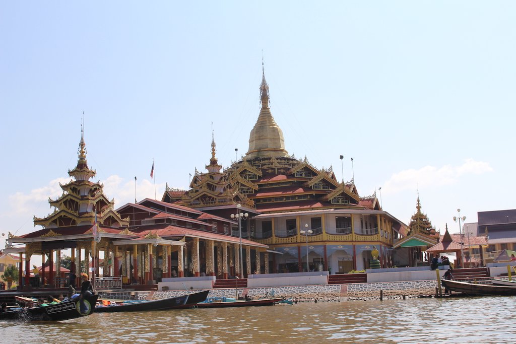 Phaung Daw Oo Pagoda