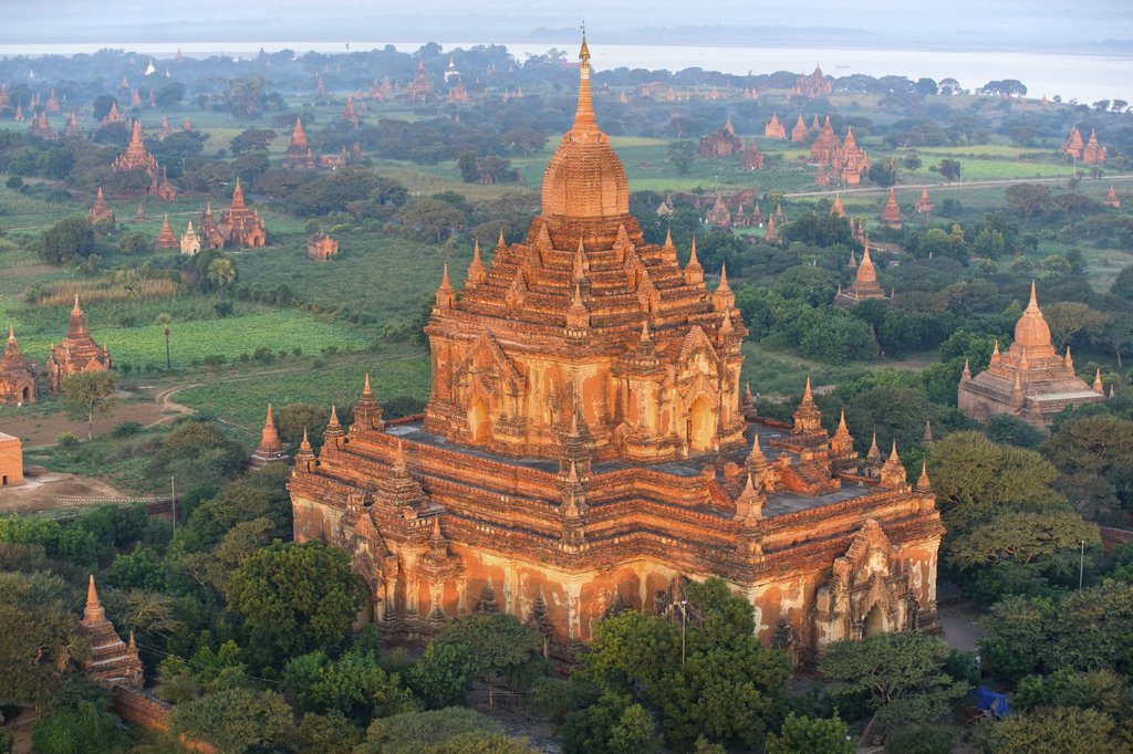 The many temples of Bagan