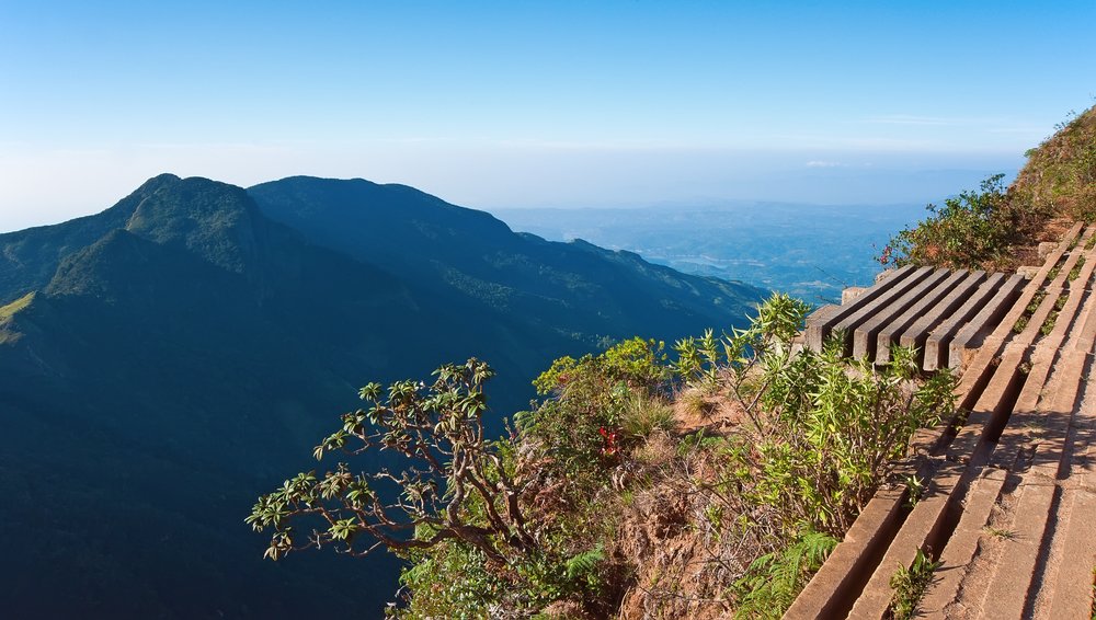 A Sri Lankan viewing platform looks out over the mountains