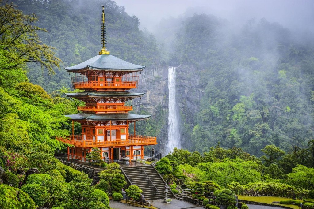 Seiganto-ji Temple and Nachi Falls