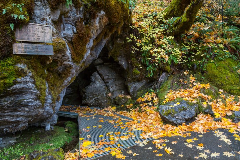 Cave entrance (Photo courtesy of SouthernOregon.com)