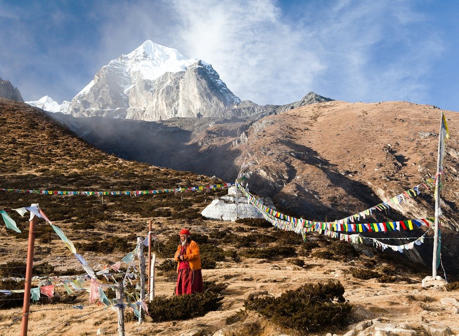 Begin your descent to Pangboche