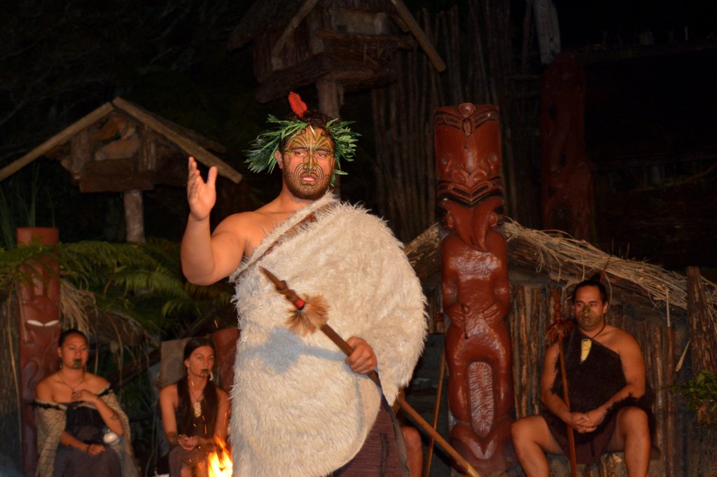 Learn about the Maori at Waitangi Treaty Grounds