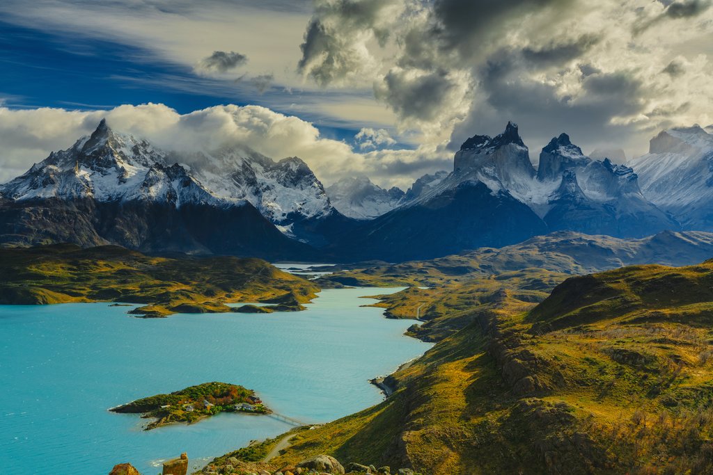 Lake Pehoé, Torres del Paine National Park