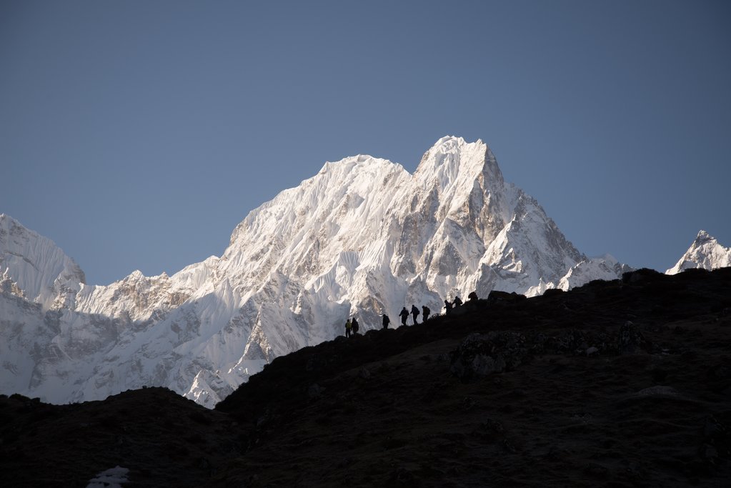 Looking back towards the Manaslu range from Bimtang