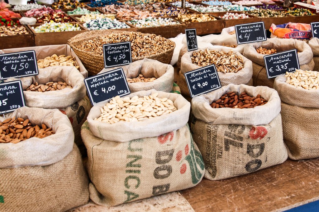 Tasting in Barcelona's market stalls