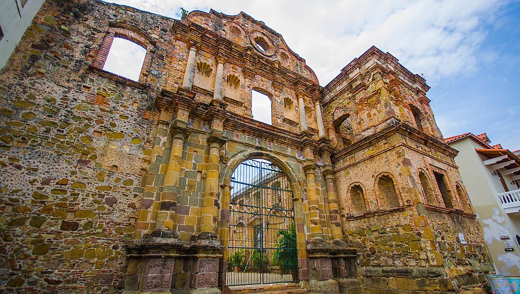 Explore the colonial ruins of Panama la Vieja, the capital's old town