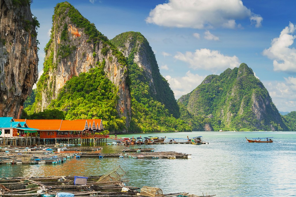 Kayaking in Phang Nga Bay