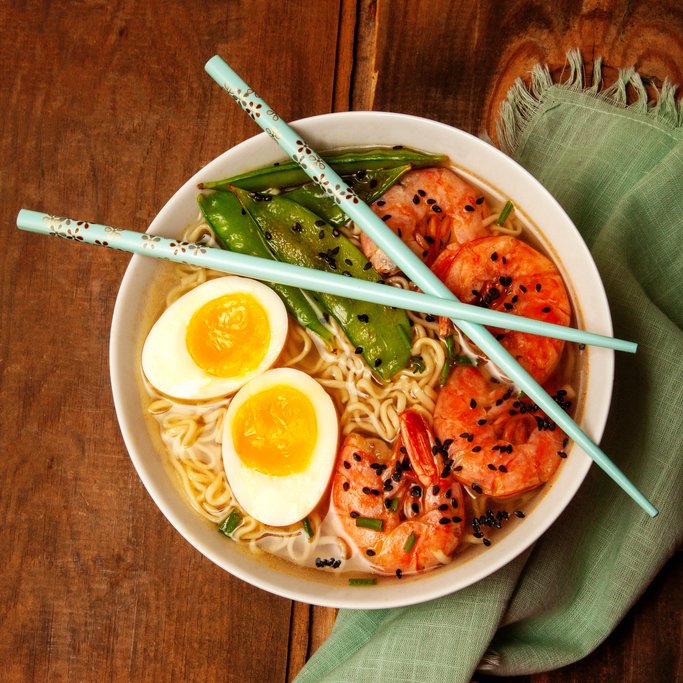 A steaming bowl of ramen noodles